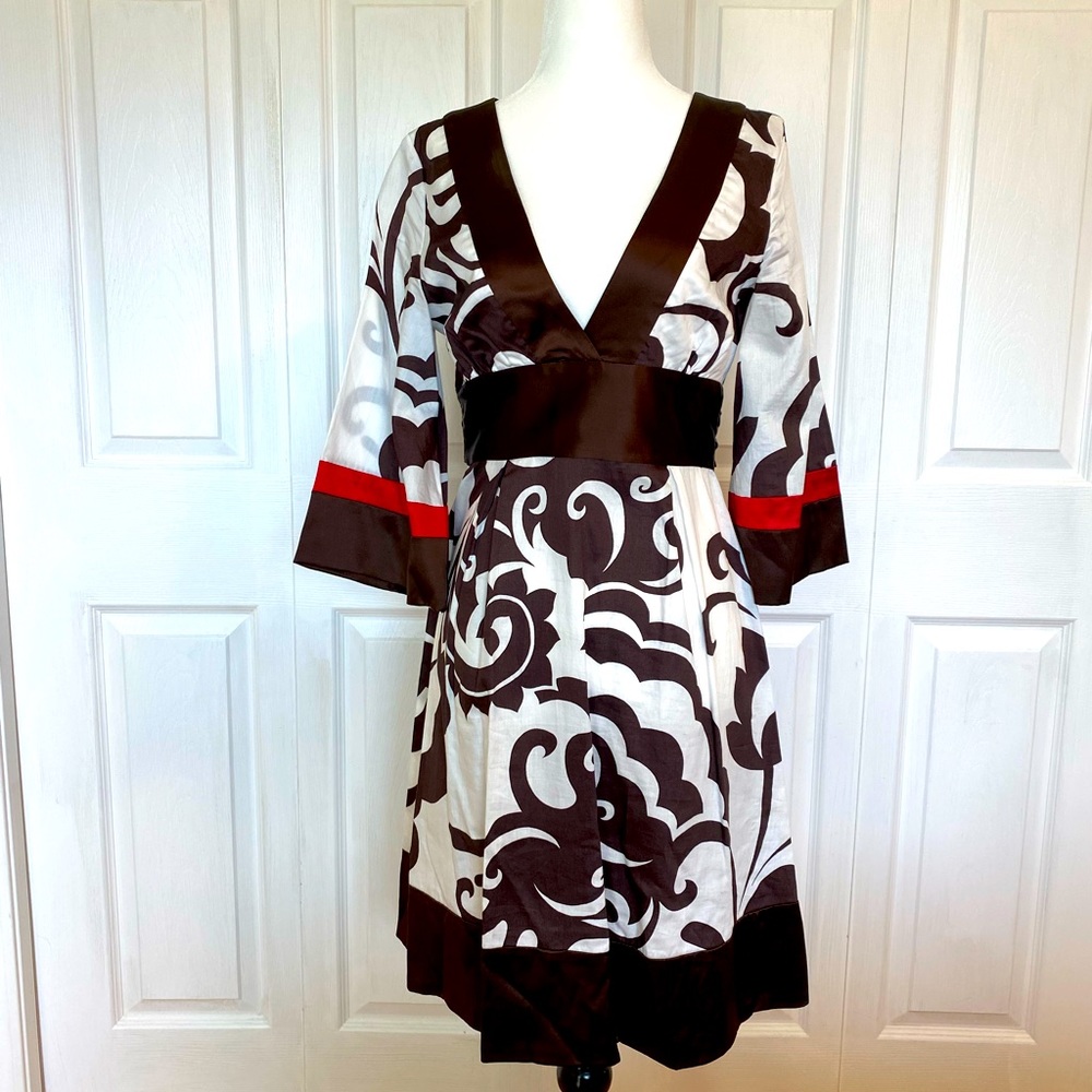 Bebe Kimono style dress. Size S. Cotton/silk trim.